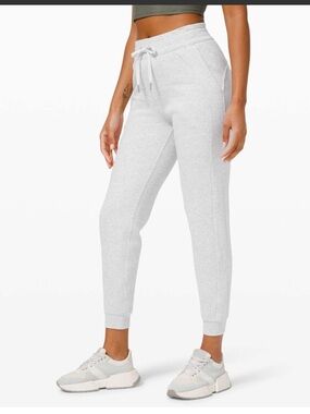 Lululemon Scuba High-Rise Jogger Fleece 28” Heathered Core Ultra Light Grey SZ6